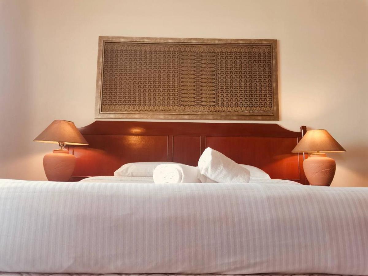 Seaview Deluxe Studio Couples Room S タンジュンブンガ エクステリア 写真
