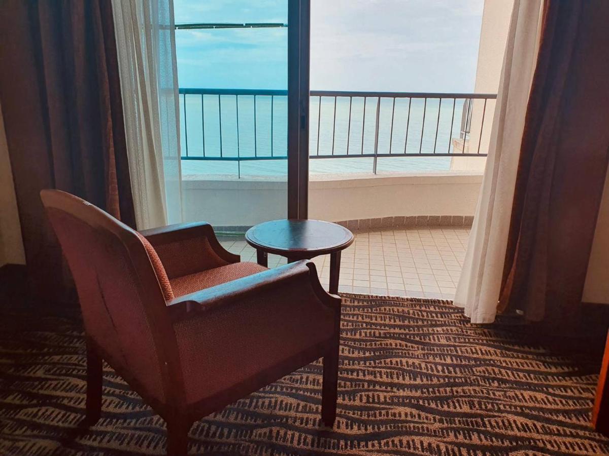 Seaview Deluxe Studio Couples Room S タンジュンブンガ エクステリア 写真