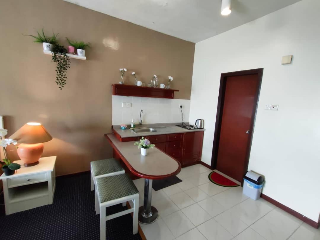 Seaview Deluxe Studio Couples Room S タンジュンブンガ エクステリア 写真